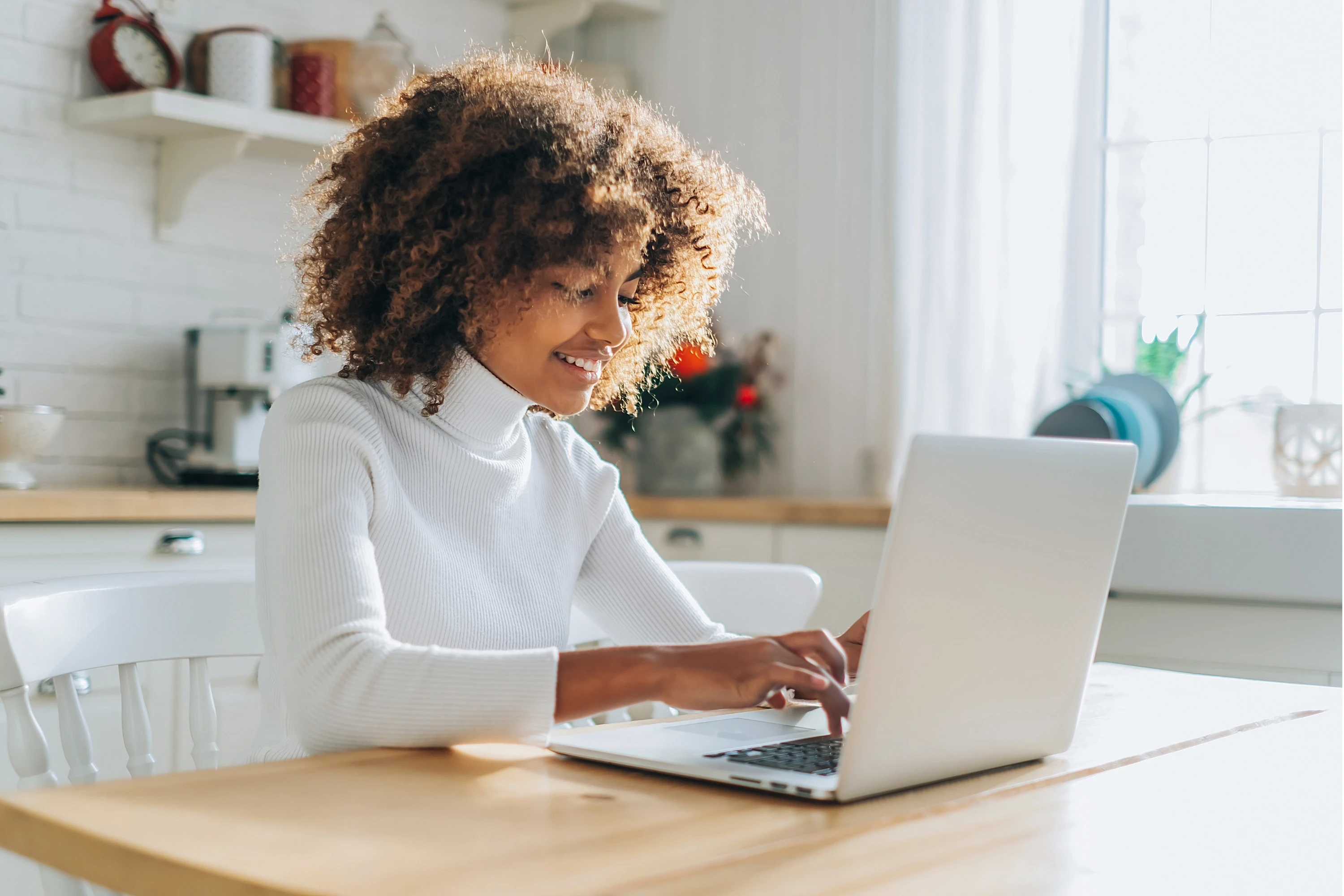 A woman working on laptop